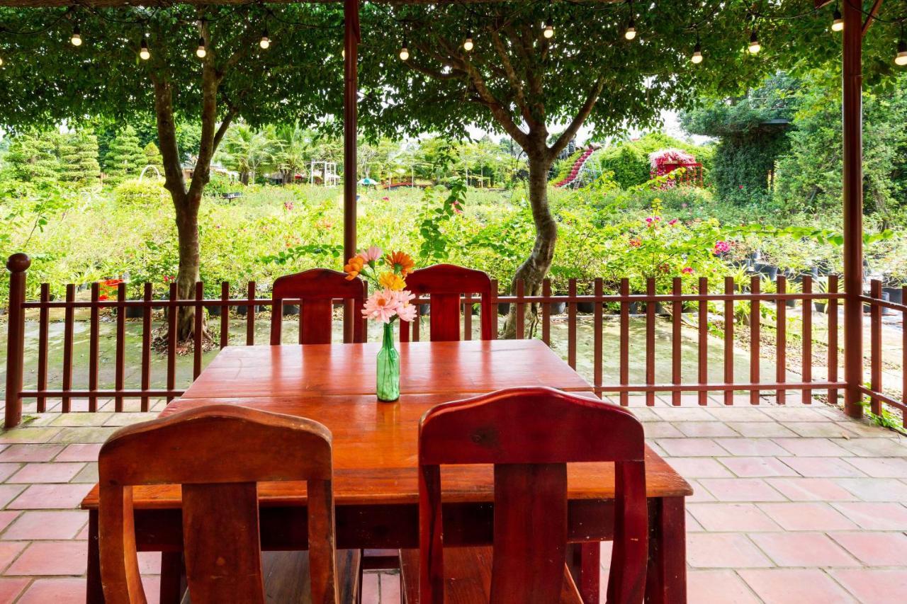 Sadec Farmstay - Khu Du LịCh Hoa KiẻNg Sa DéC Ap Khanh Nghia Exteriér fotografie
